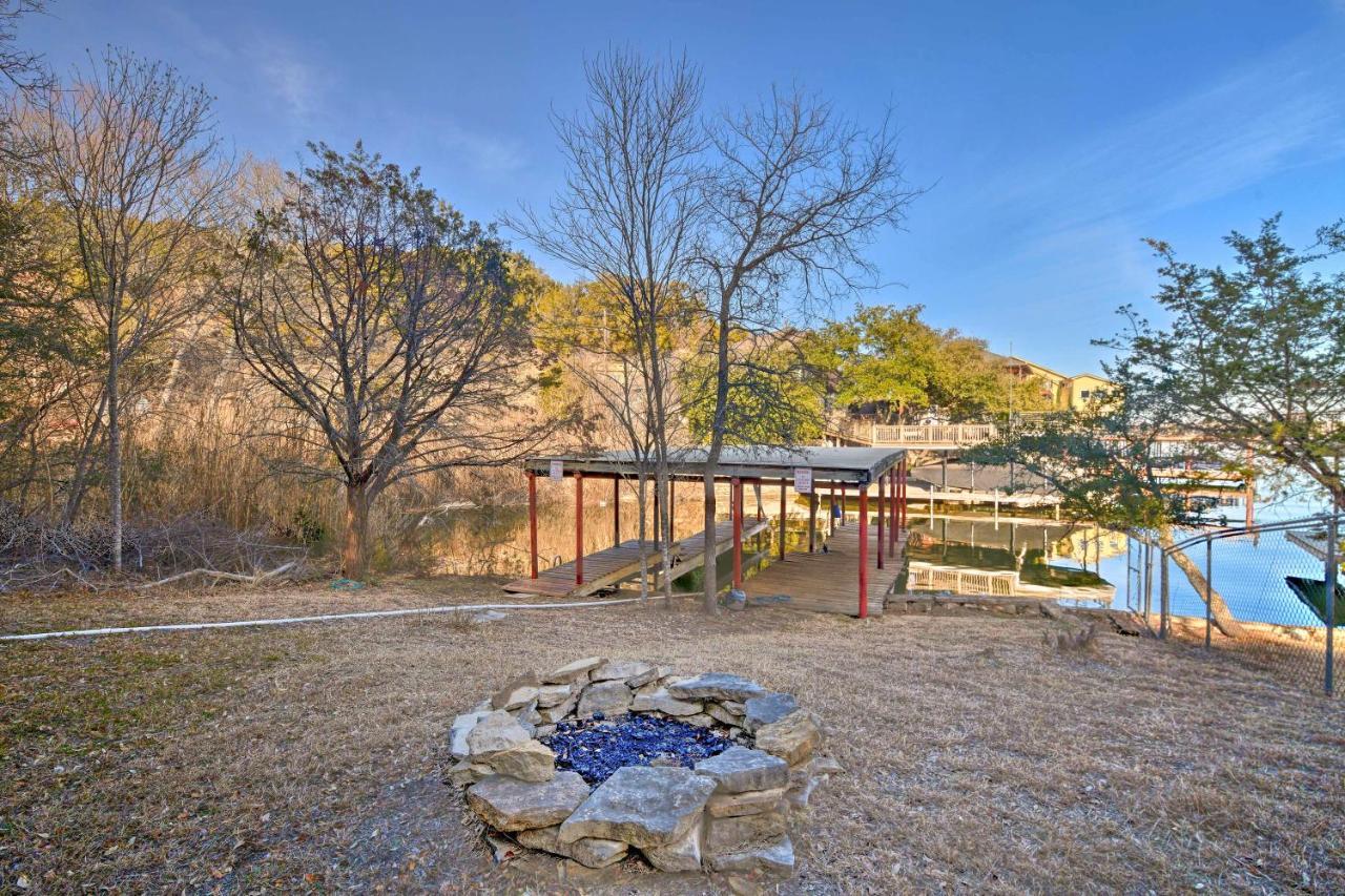 Chic Lakefront Granbury Getaway With Private Dock! Extérieur photo